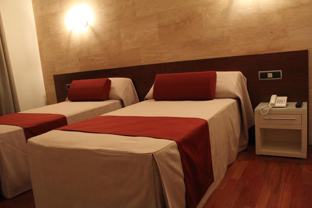 Escuderos Hotel Cruz Argamasilla de Calatrava 객실 사진