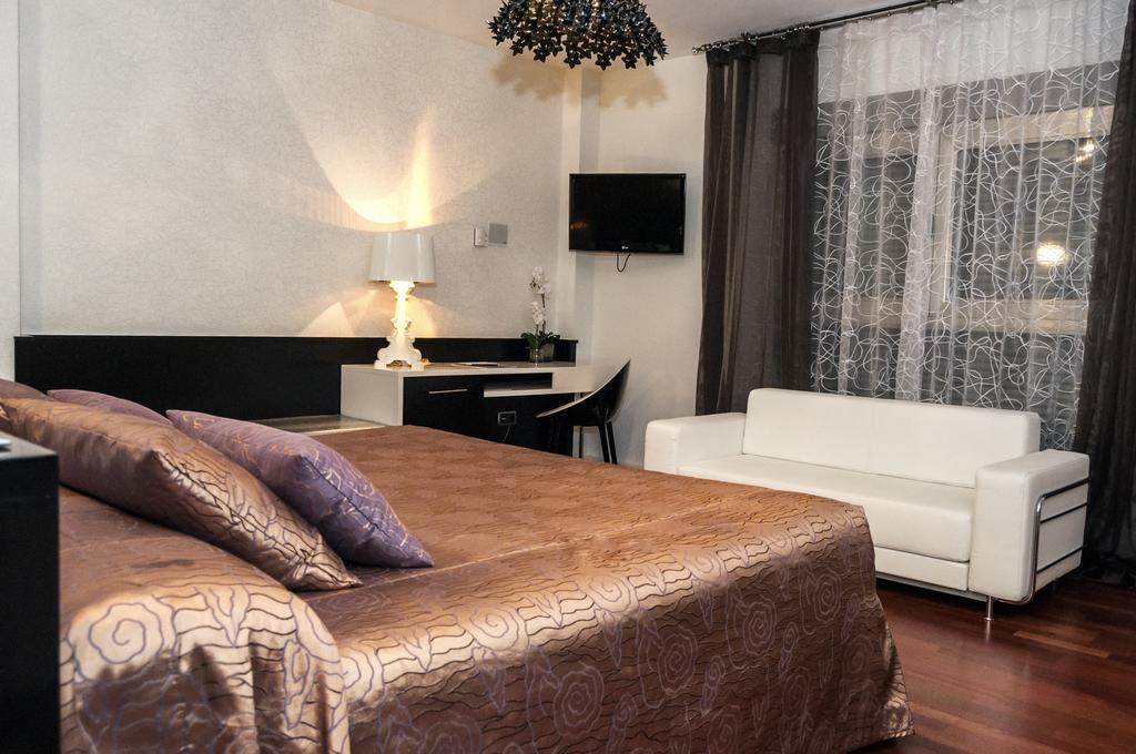 Escuderos Hotel Cruz Argamasilla de Calatrava 외부 사진